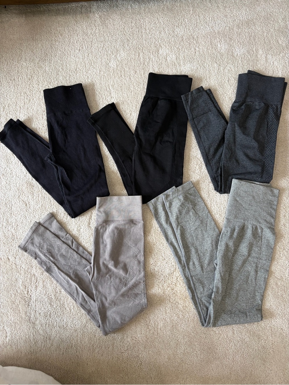 5 pair H&M F21 activewear workout leggings like new